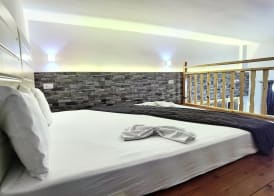 Vlycha Beach Apartments 4