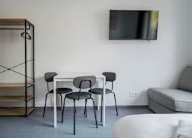 Apartmenthaus Berlin Neukölln 4