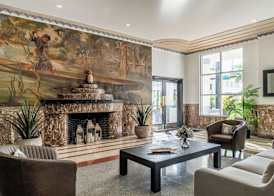 Essex House Hotel 4
