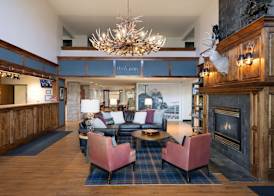 Redwood Lodge 4