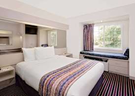 Microtel Inn & Suites by Wyndham Madison East 3
