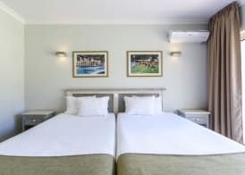 Browns Sports Resort 4