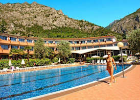 Aria Life Hotel 5