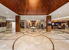 Radisson Hotel Muscat Panorama 5