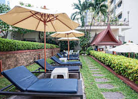 Narai Hotel 5
