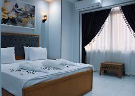 Olivia Hotel 2