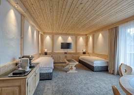 Bernerhof Swiss Quality Hotel Gstaad 4