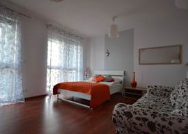 Senator Warsaw Apartments 3