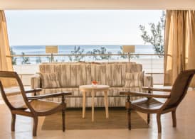 Akoya Hotel & Spa 4