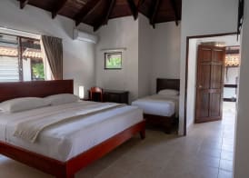 Fuego del Sol Beachfront Hotel 5