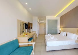 Marika Beach Hotel 5