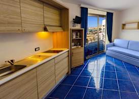 Astro Suite Hotel 5