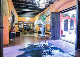 La Casona de Calderón Gastronomic & Boutique Hotel 4