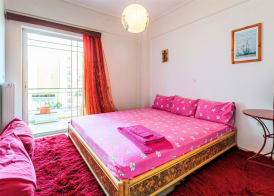 Bright comfy flat near the beach & the city center 2