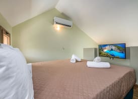 Kozanos Suites with Private Pool 5