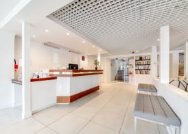 Brit Hotel Porte d'Espagne 2