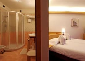 Nivis Hotel 4