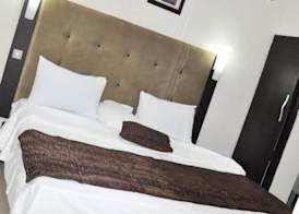 Wood Peckers Hotel 3