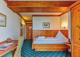 Schloss Hotel Holzrichter 5