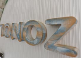 Tonoz Beach Hotel 4
