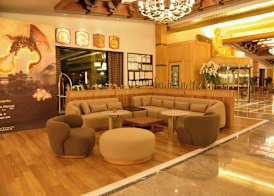 Royal Dragon Hotel 3