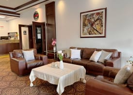 Divya Sutra Plaza and Conference Centre Calgary Airport 5