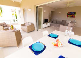 TRACADERO Beach Club & Holidays Rentals 2