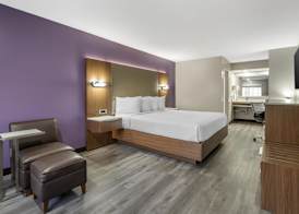Best Western Airport Plaza Hotel – LAX Airport LA Stadium 4