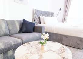HAPPY SEASON I Royal Oceanic apartment 4
