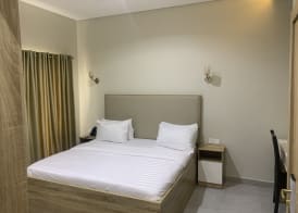 Greywood Hotel and Apartments 4
