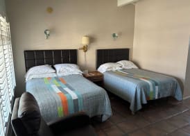 Sea Shore Motel 4