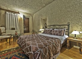 Antique Terrace Cave Suites 5
