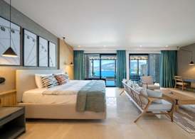 Lures Hotel 5