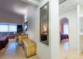 Summit Hotel 4