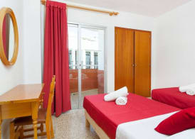 Apartamentos Puet 2