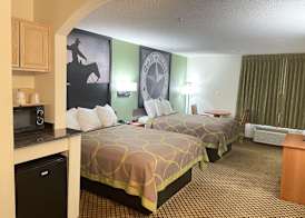 Super 8 by Wyndham Fort Worth Downtown South 3