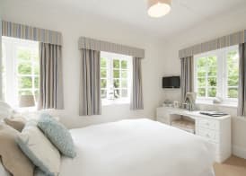 The Fishbourne - Isle of Wight 4
