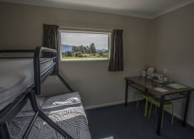 Fiordland Great Views Holiday Park 4