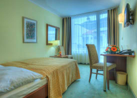 Hotel Rivijera 4
