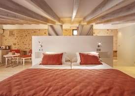 Bennoc Petit Hotel 4