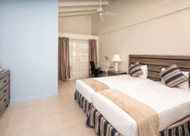 Time Out Hotel 4