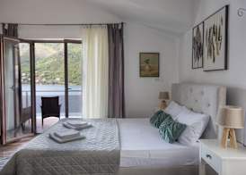 Apartments MaXhit 4