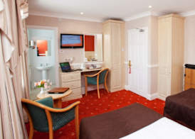 La Villette Hotel 4