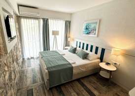 Hotel Castellastva 5