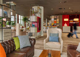 IntercityHotel Amsterdam Schiphol Airport 4