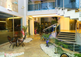 Blue Wave Suite Hotel 2