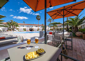 Oassium Hotel - Adults Only 3