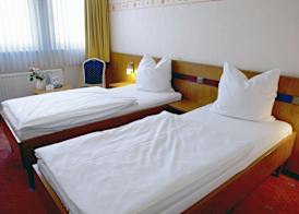 AVALON Hotelpark Königshof 4