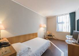 Caesar's Hotel 5