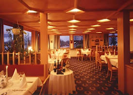 Das Schiff in den Bergen 3